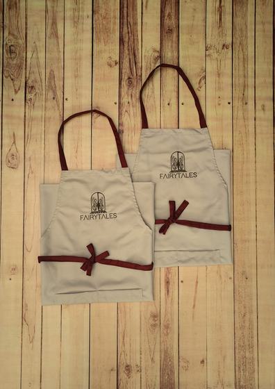 Aprons (full aprons), customized apron by RestroCart, New Delhi, 2025 delivery
