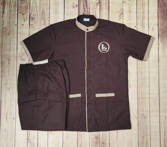 Housekeeping uniforms, customized housekeeping uniform by RestroCart, New Delhi, 2025 delivery, view 5