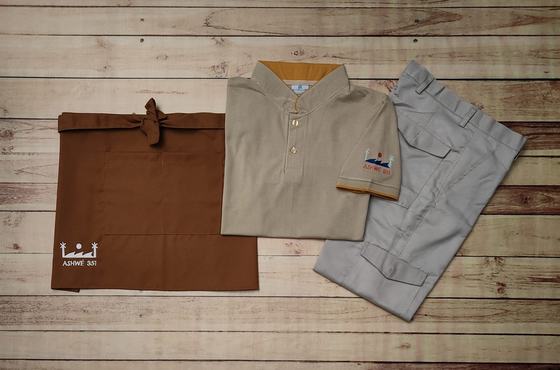 Polo t-shirt service uniforms (polo tshirts), customized service staff uniform by RestroCart, New Delhi, 2025 delivery, view 3