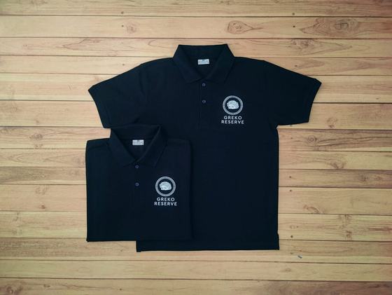 Polo t-shirts (polo tshirts), customized uniform t-shirt by RestroCart, New Delhi, 2024 delivery, view 3